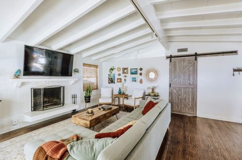 2510 Larchmont Ave, Santa Ana CA  92706-2019 exterior