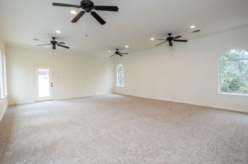 903 Carriage Hl Blvd, Conroe TX  77384-3618 exterior