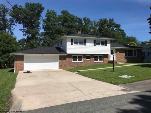 109 Wilton Ave, Elkins, WV 26241-3260