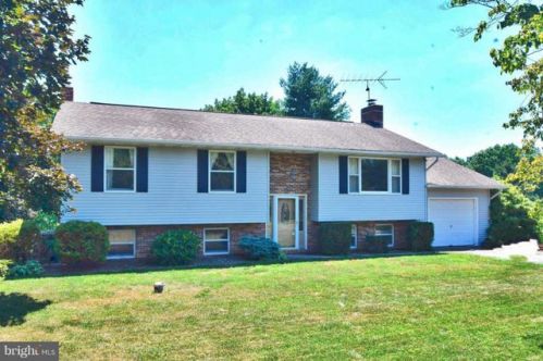 2107 Oakmont Rd, Fallston, MD 21047-1540