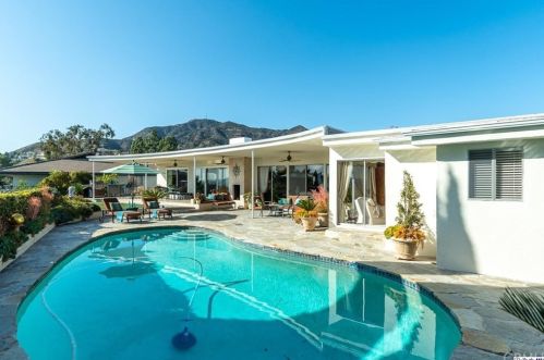 1629 Heather Ridge Dr, Glendale CA  91207-1035 exterior