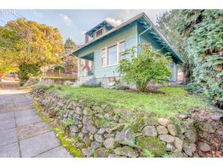 3932 Liebe St, Portland, OR 97202-4036