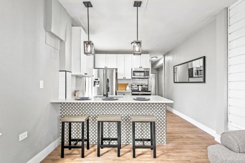 800 4th Ave, Denver CO  80218-3708 exterior