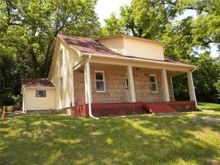 201 Kay St, Leavenworth, KS 66043-1510