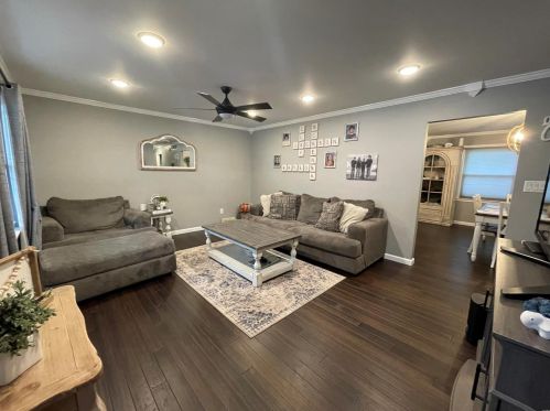 117 Champ Clark Dr, Saint Clement, MO 63334-2301