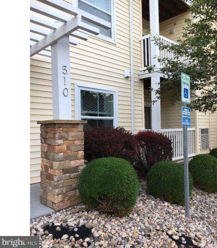 510 Davis Mills Dr, Harrisonburg, VA 22801-6406
