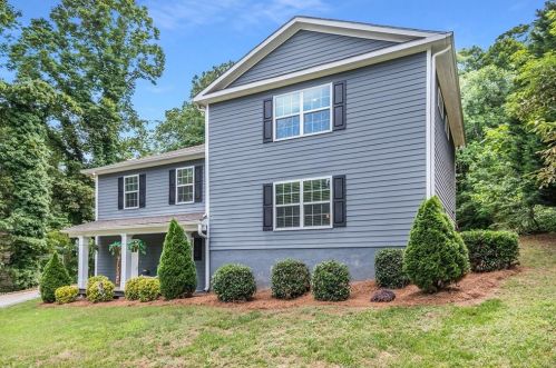 2067 Kinridge Ct, Marietta, GA 30062-1805