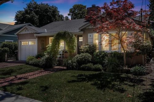 575 Oak St, Mountain View, CA 94041-1920