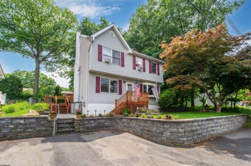 50 Broadway, Hopatcong, NJ 07843-1147