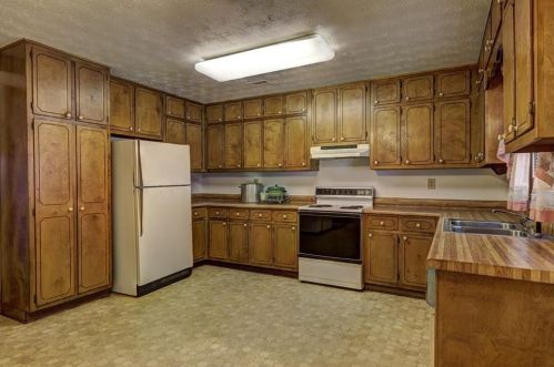 1821 New, Conyers GA  30012-3740 exterior