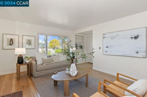 1945 Encima Dr, Concord CA  94519-2207 exterior