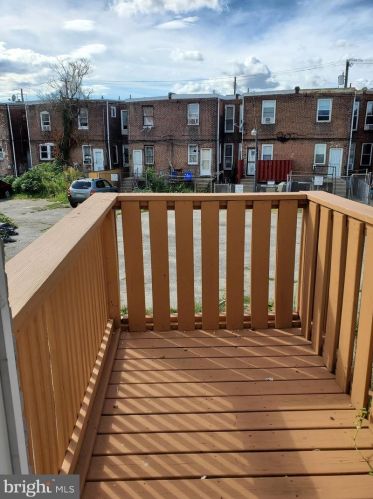 5341 Lindbergh Blvd, Philadelphia PA  19143-5829 exterior