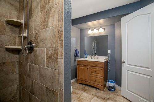 24424 4th Dr, Aurora CO  80018-1594 exterior