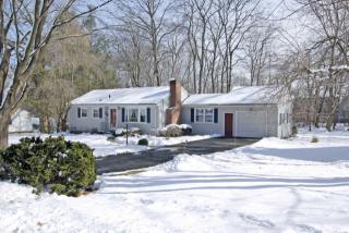 231 Putting Green Rd, Fairfield, CT 06825-1133