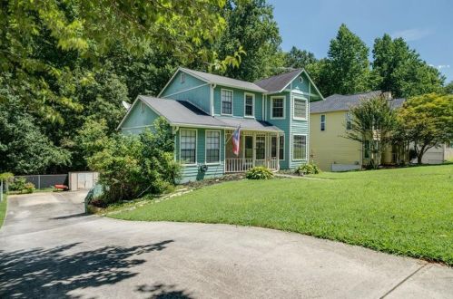 3005 Wildflower Ln, Lithonia, GA 30039-4062