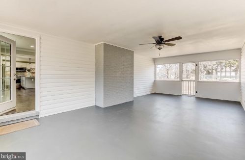 17 Ashcroft Ct, Arnold MD 21012-2406 exterior