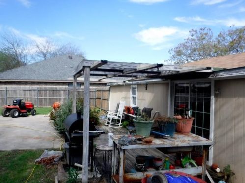 220 San Angelo Ave, Fort Worth TX  76126-2529 exterior