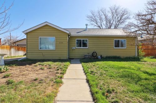 1124 Wheeling St, Denver, CO 80011-6521