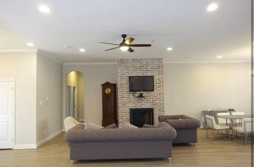 4606 Beaus Way, Garland TX  75043-6452 exterior