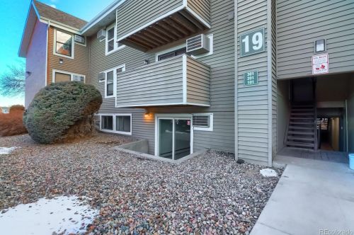 10150 Virginia Ave, Denver CO  19101-2760 exterior