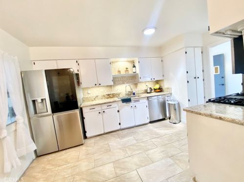 44732 Stanridge Ave, Lancaster CA 93535-2523 exterior