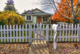 1345 Milwaukee Ave, Bend OR  97701-2210 exterior