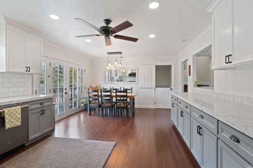 430 Stutsman Rd, Ukiah CA  95482-9553 exterior