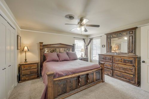 5809 Trl Lk Dr, Fort Worth TX  76133-1250 exterior