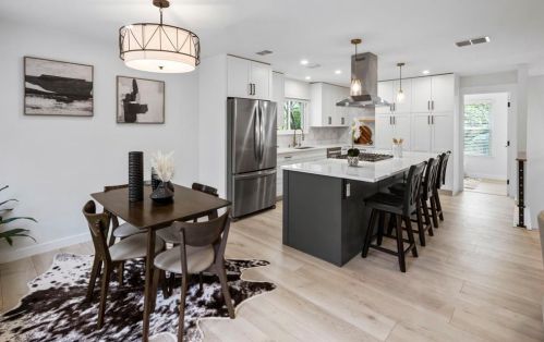 6517 Fair Vly Trl, Austin TX  78749-1250 exterior