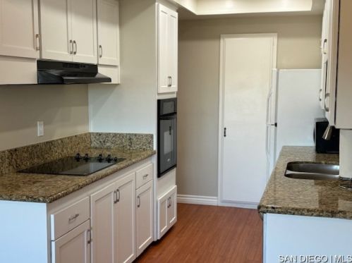 16766 Meandro Ct, San Diego, CA 92128-2827