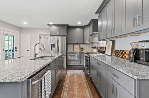 1502 Fama Dr, Atlanta GA  30329-3309 exterior