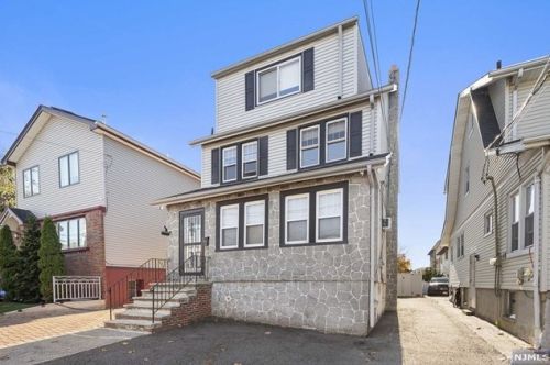 456 Edgewater Rd, Fairview, NJ 07022-1160