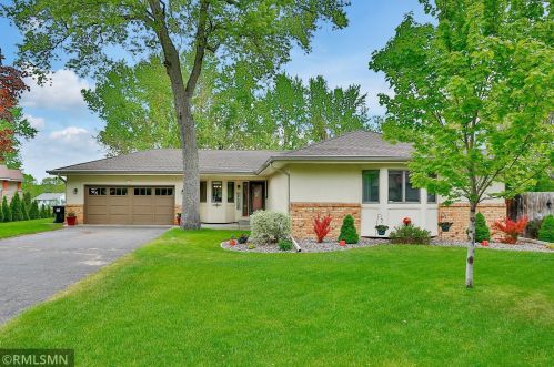 12345 Grouse St, Minneapolis, MN 55448-1944