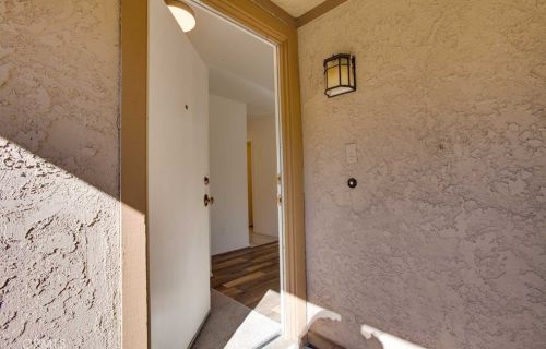 28621 Conejo View Dr, Calabasas, CA 91301-3373