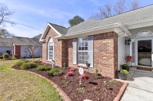 237 Jasper Ln, Rincon, GA 31326-4707