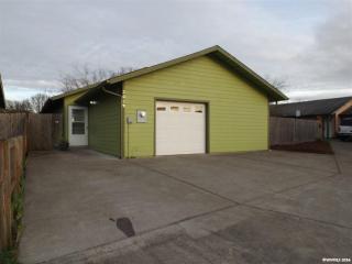 2023 Cypress Ct, Lebanon OR  97355-1287 exterior