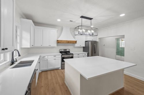 2225 Fairmount Ave, Fort Worth TX  76110-1326 exterior