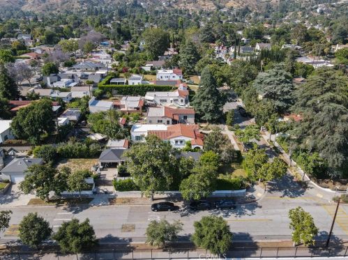 1401 Hillcrest Ave, Glendale CA  91202-1505 exterior