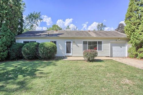 1723 Westhaven Dr, Champaign, IL 61820-7051