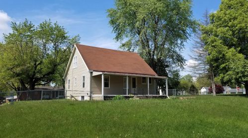 3940 Monterey Ave, Springfield OH  45504-3513 exterior
