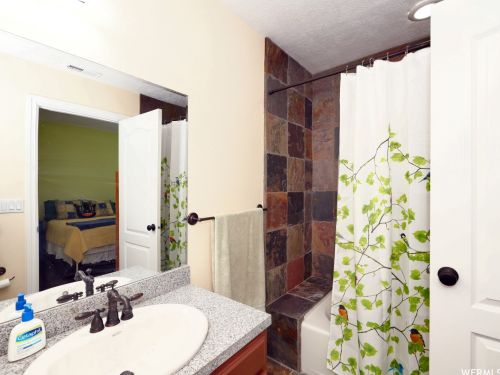 519 300, Alpine UT 84004-1435 exterior