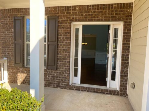 560 Eldridge Dr, Suwanee, GA 30024-7702