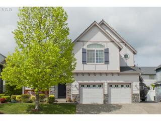 857 26th Ave, Cornelius, OR 97113-7451