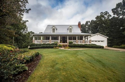 156 Agan Dr, Temple, GA 30179-4054