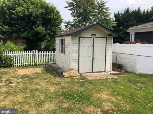 520 Diller Rd, Hanover PA 17331-4805 exterior