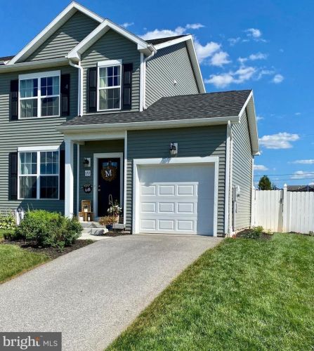 172 Skyview Cir, Hanover, PA 17331-7550