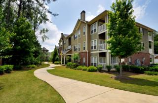 2975 Continental Colony Pkwy, Atlanta GA  30331-0904 exterior