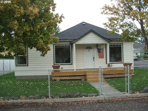 225 3rd St, Ione OR  97843-7212 exterior