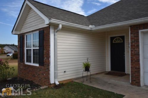 216 Wynfield Ln, Bonaire, GA 31005-3173