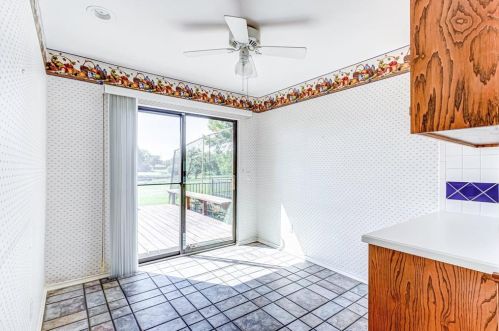 2817 Laurel Oaks Dr, Garland TX  75044-6944 exterior